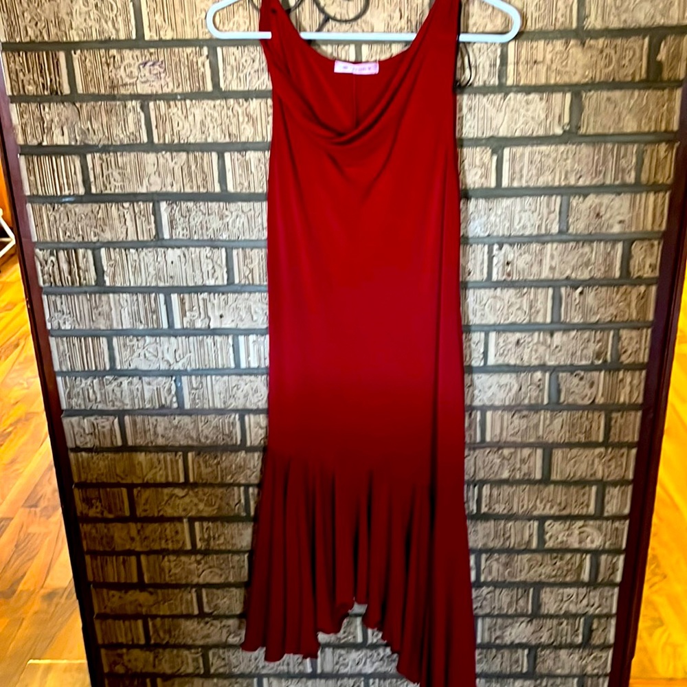 Sexy red dress with mermaid look at the bottom of dress!